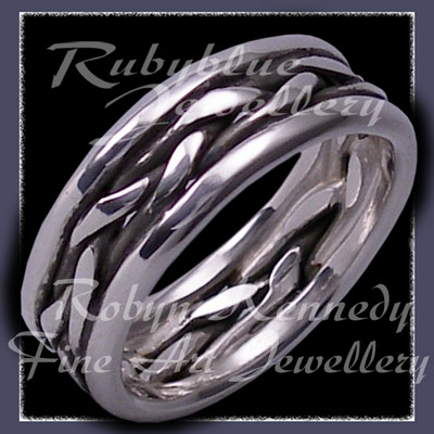 Solid Sterling Silver 'Marz' Ring Image